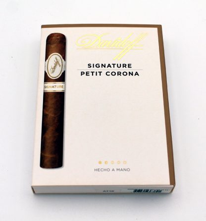 Davidoff Signature Petit Corona (5-Pack)