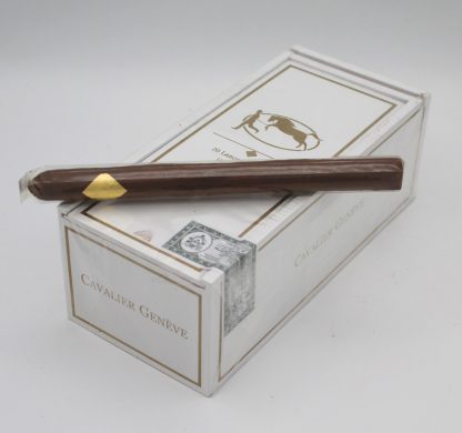 Cavalier White Series Lancero