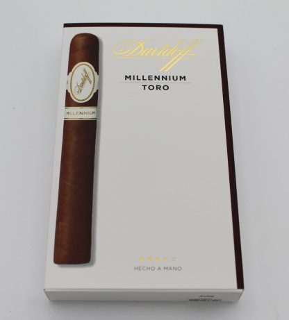 Davidoff Millennium Toro (4-Pack)