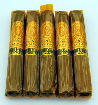 Perdomo Champagne Robusto (5-Pack)