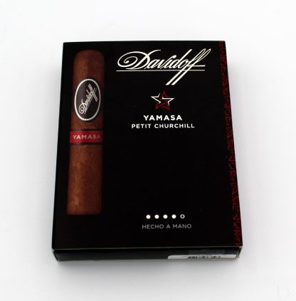 Davidoff Yamasa Petit Churchill (4-Pack)