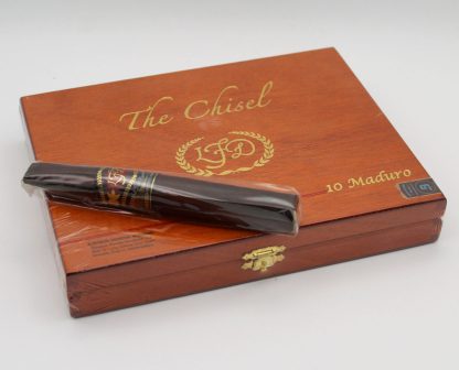 La Flor Dominicana Double Ligero Maduro Chisel