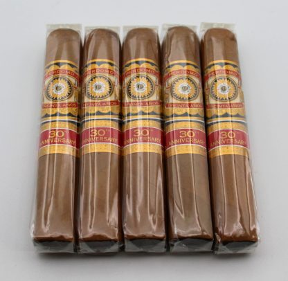 Perdomo 30th Connecticut Robusto (5-Pack)