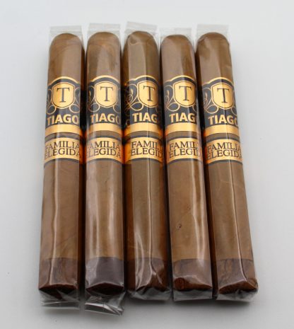 Tiago Familia Elegida Connecticut Toro (5-Pack)