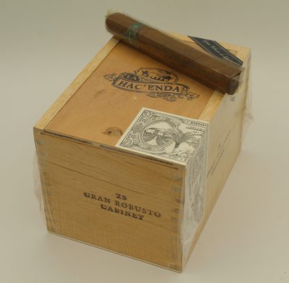 Warped La Hacienda Gran Robusto