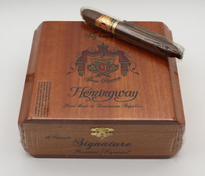 Arturo Fuente Hemingway Signature Sungrown