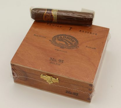 Padron Family Reserve No. 95 PCA 2021 Natural