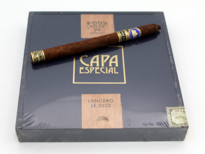 Crowned Heads Four Kicks Capa Especial Limited Edition 2022 Lancero