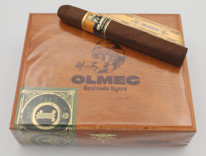 Foundation Cigars Olmec Claro (Corona Gorda)