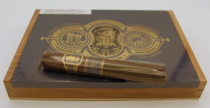 Liga Undercrown Maduro "Mad Dog" Dojo Dogma