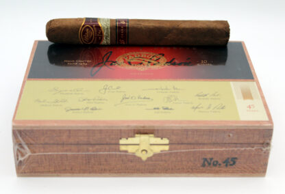 Padron Family Reserve No. 45 Natural