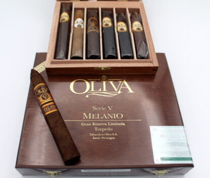 Oliva Serie V Melanio Torpedo (WITH FREE CIGARS!)