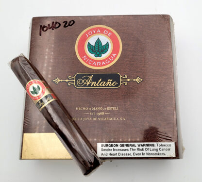 Joya de Nicaragua Antaño Robusto Grande