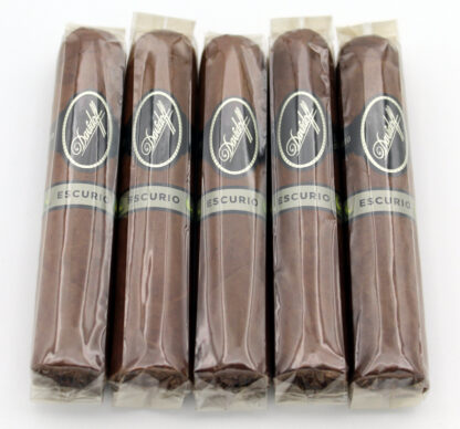 Davidoff Escurio Robusto (2015) (5-Pack)