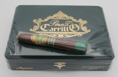 E.P. Carrillo Allegiance Confidant (+ 7 FREE CIGARS!)