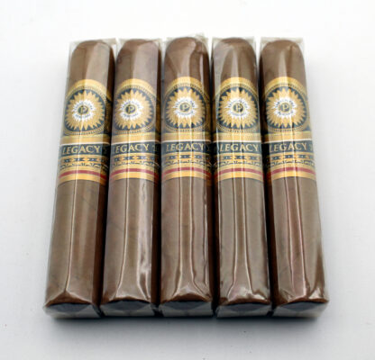 Perdomo Legacy Ecuadorian Connecticut Robusto (5-Pack)